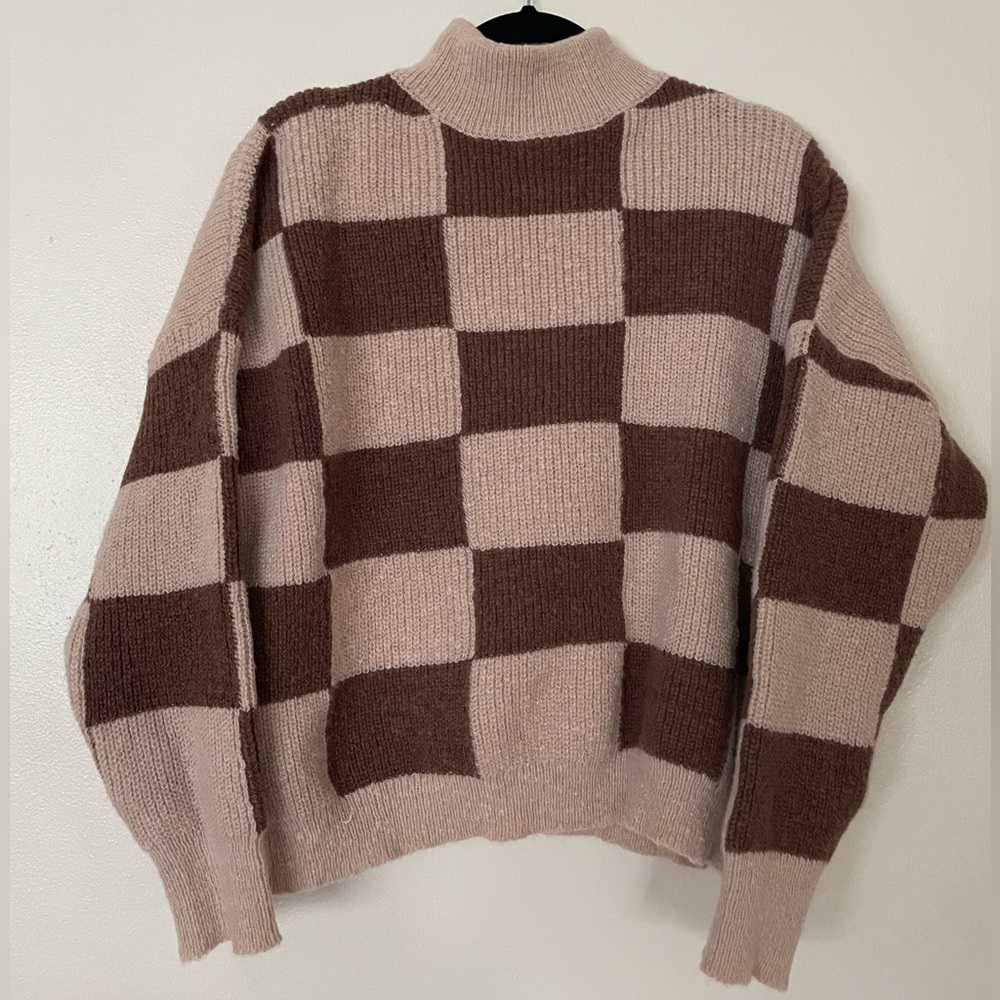 Woven Heart Tan & Brown Checkered Turtleneck Sweater
